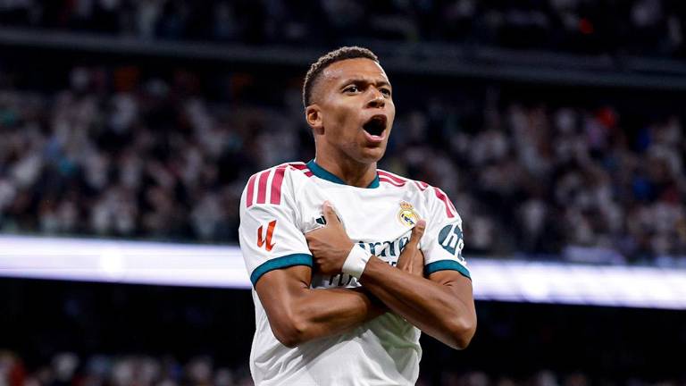 Kylian Mbappé celebrando la primera anotación del partido entre Real Madrid y Real Sociedad.