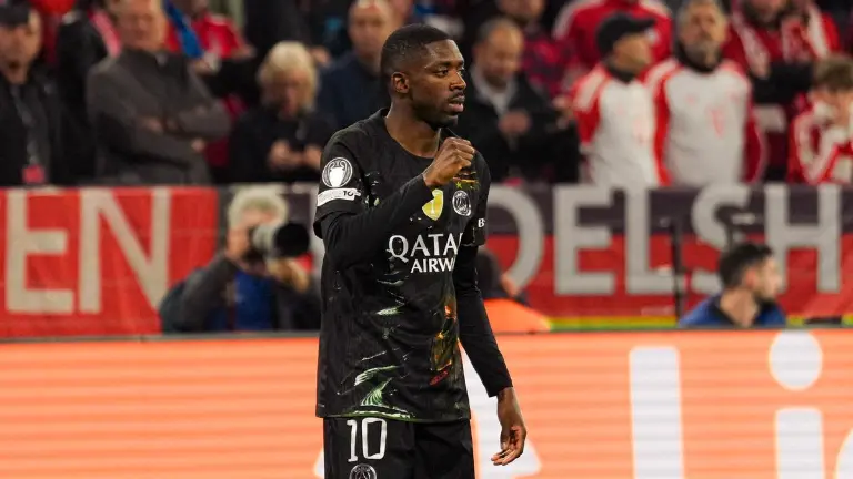 Ousmane Dembélé celebrando el gol anotado al Bayern Múnich en Champions League.