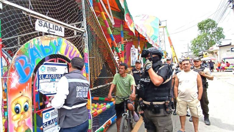 Clausuran juegos mecánicos instalados en calles del suburbio de Guayaquil