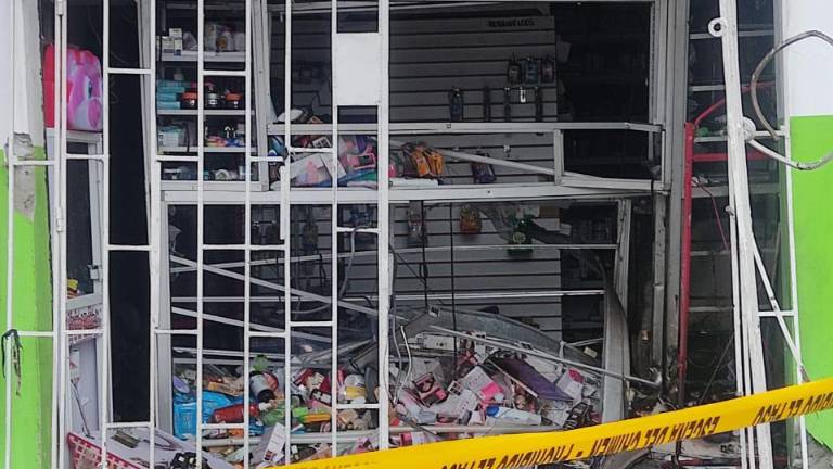 Explotan farmacia en Pascuales: presuntos extorsionadores habrían lanzado explosivos por no pagar vacuna