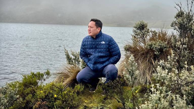El alcalde de Cuenca cumple una suspensión de seis meses impuesta por el Tribunal Contencioso Electoral.