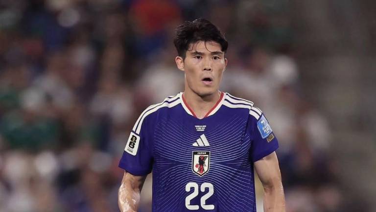 Takehiro Tomiyasu disputando el Mundial 2026 con Japón.