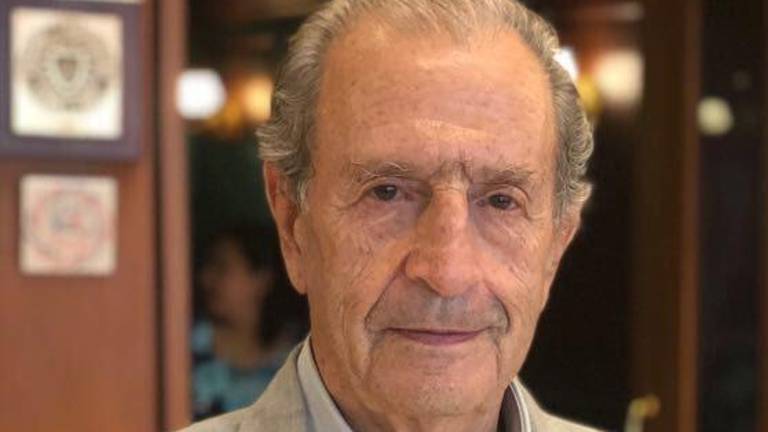 Rodrigo Borja fue Presidente de la República del Ecuador durante los años de 1988 a 1992.