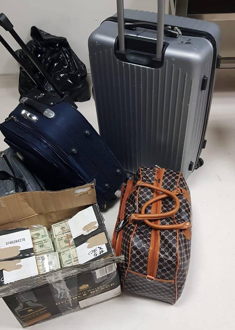 $!$5 millones son hallados ocultos en casa de víctima de sicariato, ocurrido anoche en Guayaquil