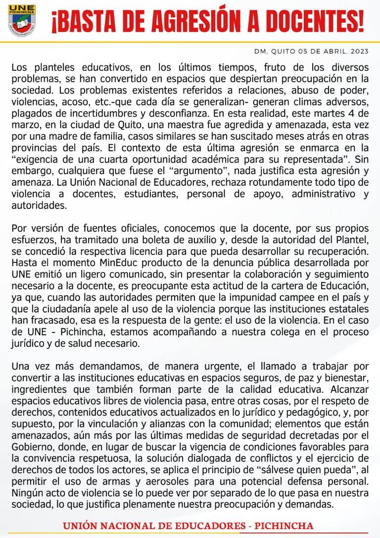 $!VIDEO capta agresión de una madre de familia a profesora en Quito; Ministerio de Educación y UNE se pronuncian