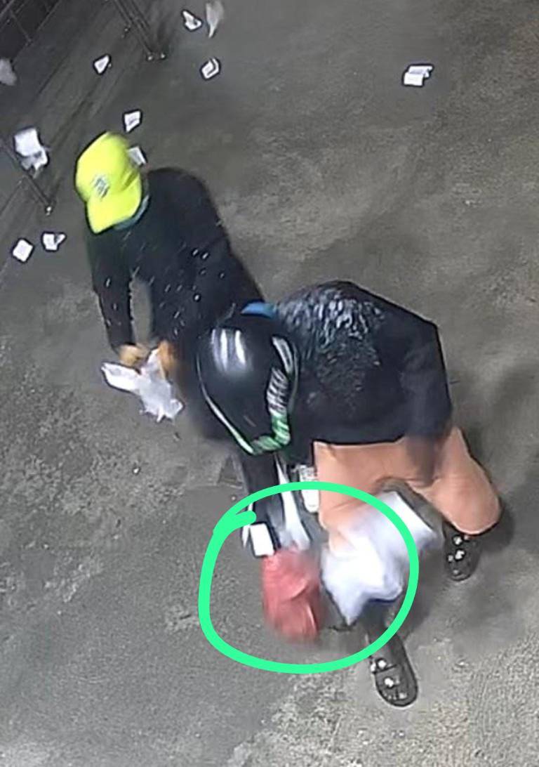 $!Imagen de los sospechosos al momento de abandonar las amenazas