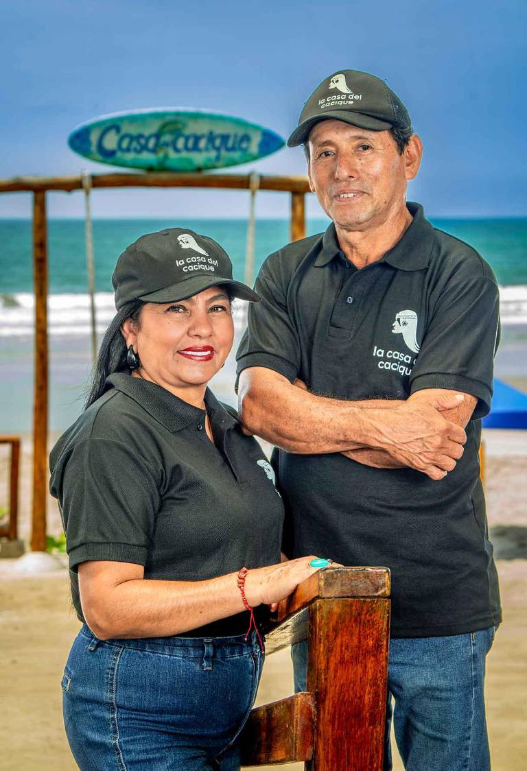 $!Cenet Borja y Kleber Villegas quienes dirigen las cocina de Casa del Cacique.