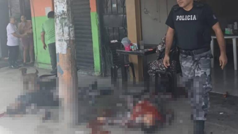 Tres guías de la Penitenciaría del Litoral fueron asesinadas mientras comían en un restaurante