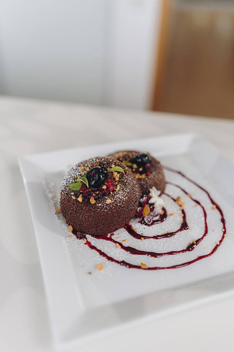 $!Imagen de la receta Volcán de chocolate y mermelada de frambuesas cítricas. ​​