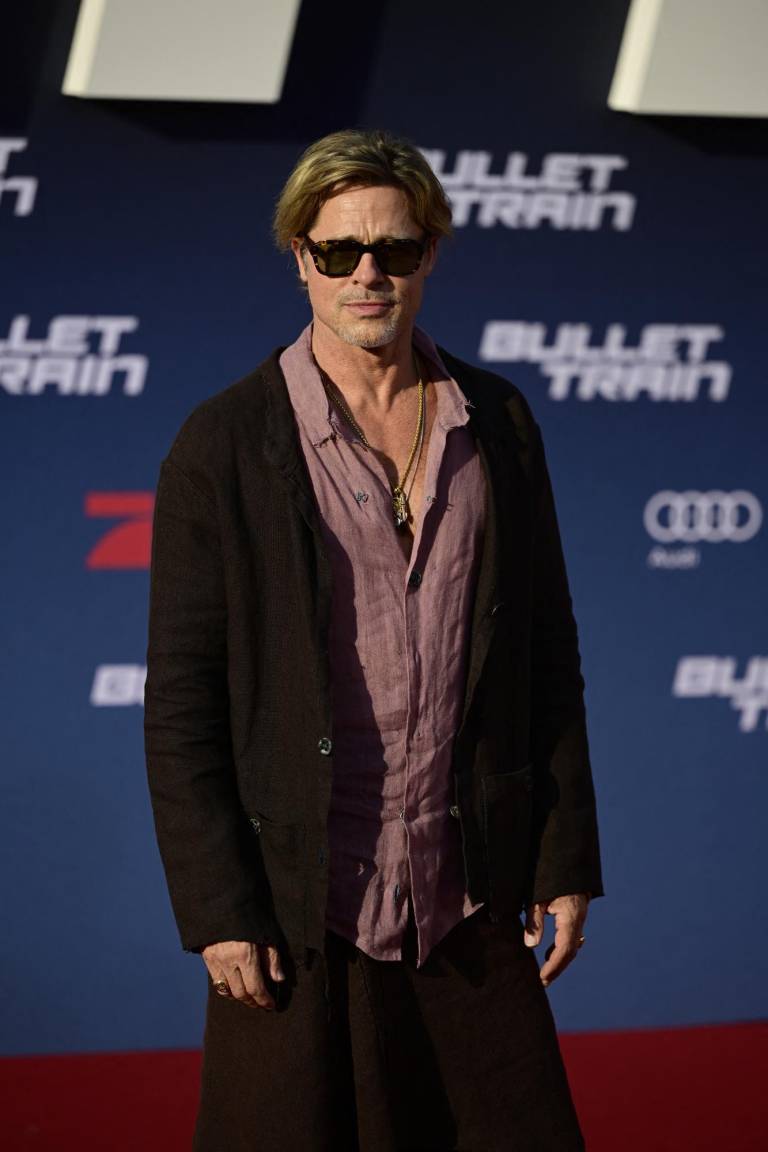 $!Brad Pitt posa en la alfombra roja del preview de Bullet Train realizado en Berlín.