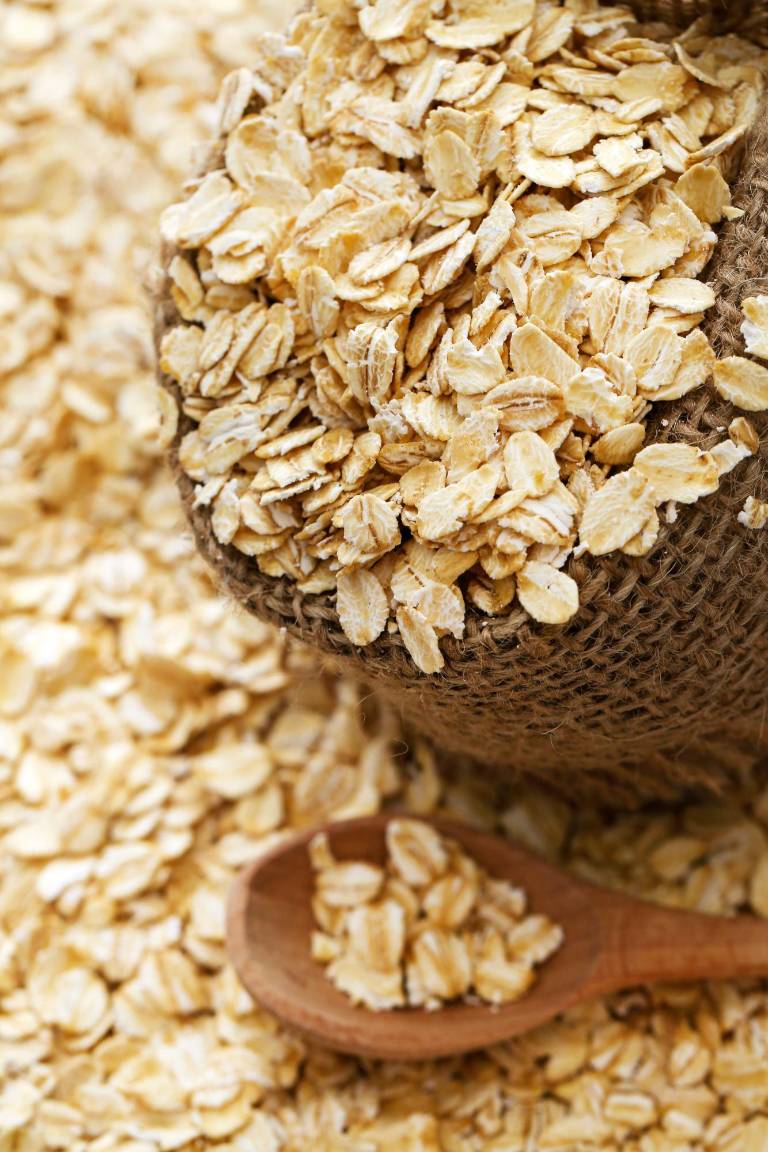 $!Puedes consumir el avena en hojuelas en un vaso de agua también ayuda al buen funcionamiento del sistema nervioso.