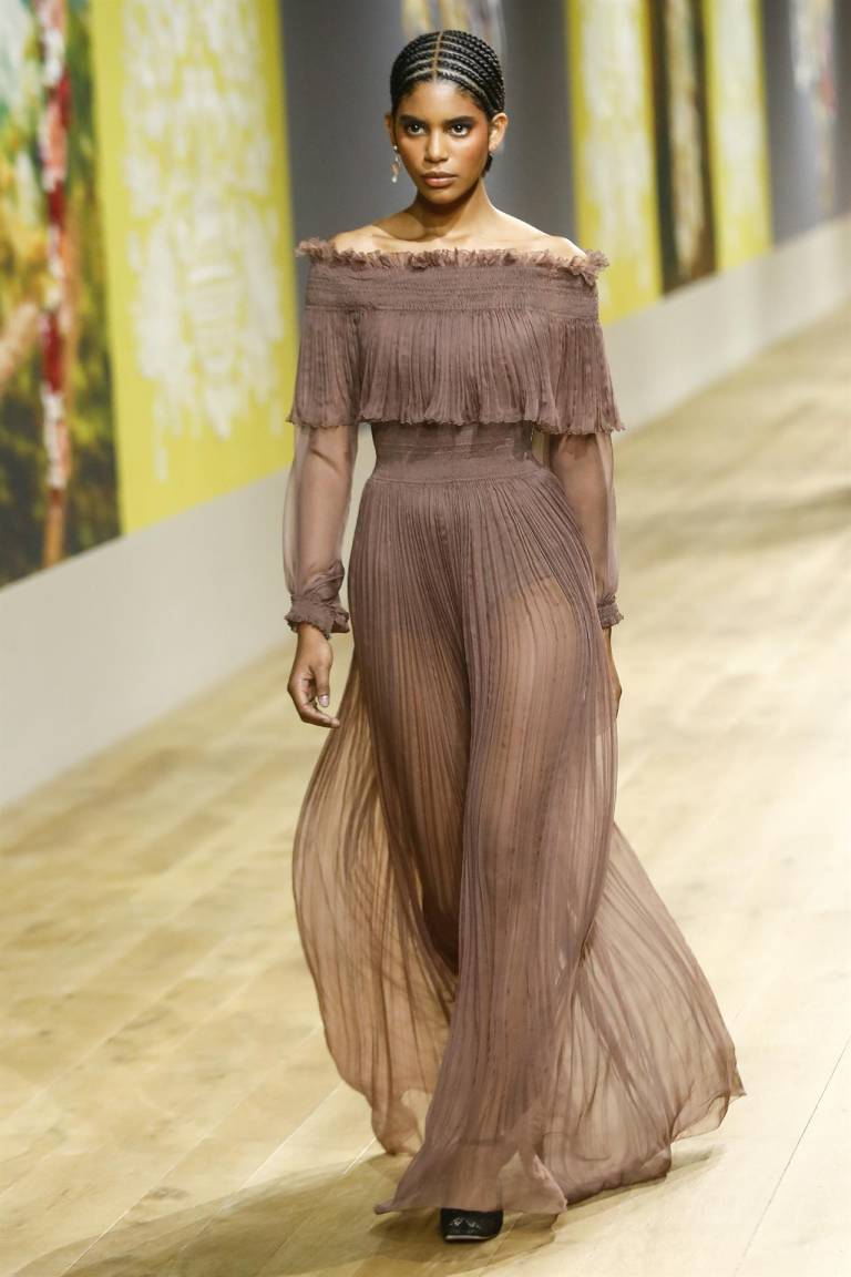 $!Desfile de Dior Fall/Winter 2022/23 colección de alta costura, diseñada por Maria Grazia Chiuri.