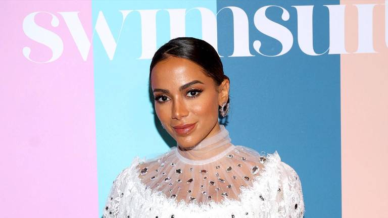La cantante Anitta acusa a Bolsonaro de la mala imagen de Brasil
