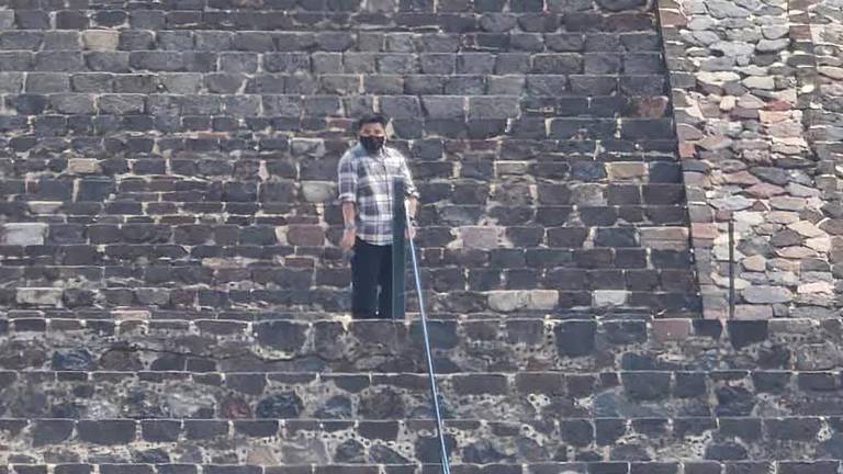 ¿Quién es el atacante de Teotihuacán? La ideología extremista del sujeto que irrumpió en la Pirámide de la Luna