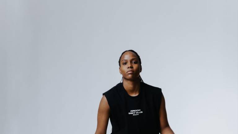 Blanca se convierte en la primera sudamericana en unirse al equipo femenino de baloncesto de la prestigiosa Universidad de Connecticut (UConn) en la temporada 2025-2026.