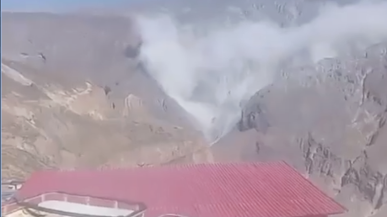 VIDEO | Terremoto de 7,2 en Perú: reportan desprendimientos de rocas y daños en viviendas