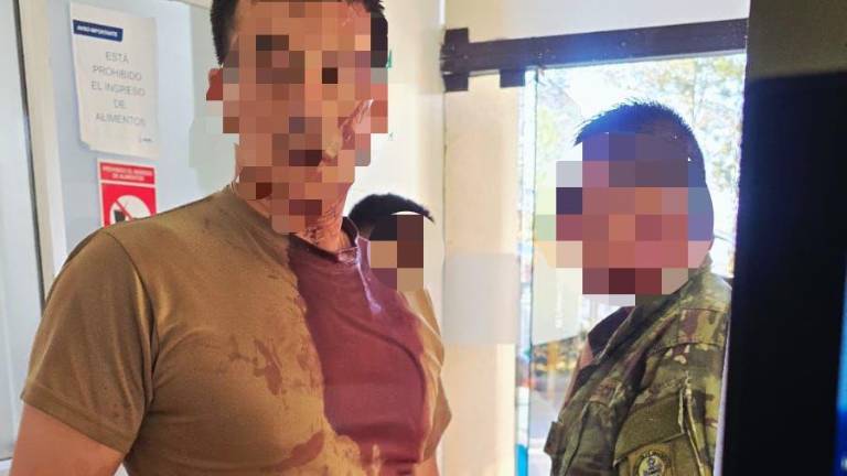 Enfrentamiento con manifestantes en Cotacachi dejó un muerto y 12 militares heridos, según el Gobierno