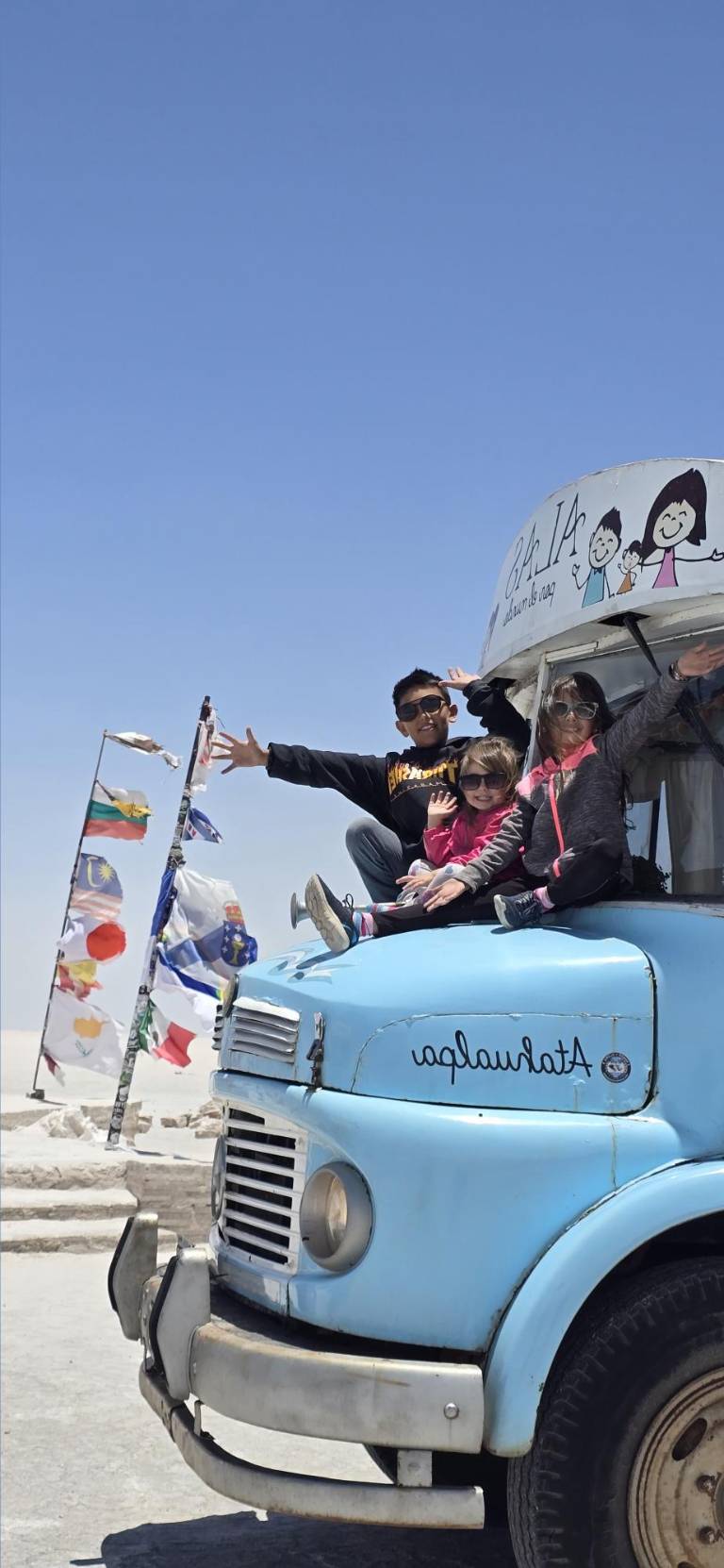 $!Rufino, Margarita e Iruya a bordo de Atahualpa totalmente equipado para el entretenimiento familiar.