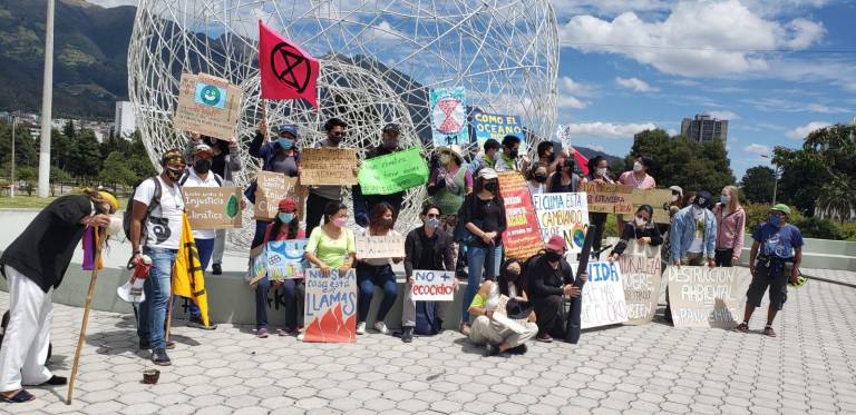 $!Un grupo de jóvenes activistas participaron de la Huelga por el Clima en Quito.