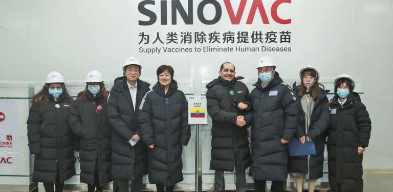 $!DONACIÓN. A fines de octubre la embajada ecuatoriana en Beijing anunciaba el despacho de medio millón de dosis de vacunas de Sinovac, para la campaña de inmunización anti-COVID.