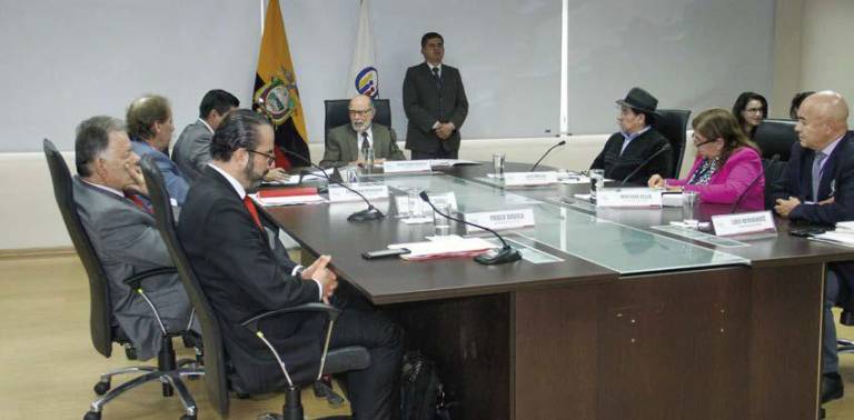 $!Tras un exhorto del Consejo de Participación Transitorio que presidió Julio César Trujillo, fueron evaluados los jueces de la Corte Nacional de Justicia.