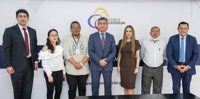 $!Los vocales del Consejo de la Judicatura impulsan el concurso, que tiene como veedores a miembros de una organización de artesanos.