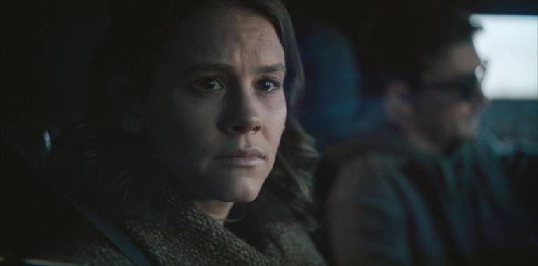 $!Fotograma cedido hoy por Paramount Pictures que muestra a Sosie Bacon mientras interpreta a Rose Cotter en la película de terror Smile.