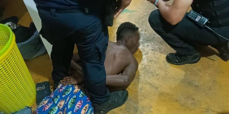 $!Uno de los detenidos por el asesinato, durante el operativo de captura.