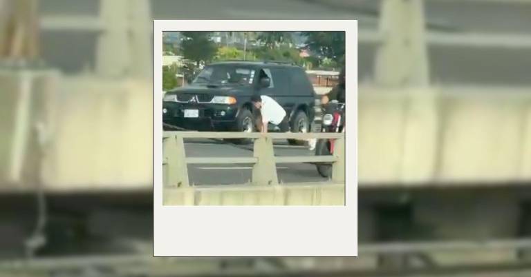 $!Policía mató a su esposa en el Puente de la Unidad Nacional.