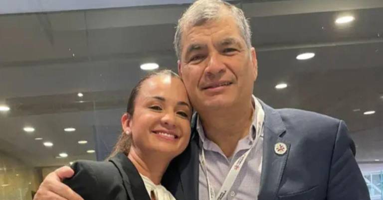 $!La tensa relación entre Aguiñaga y Correa.