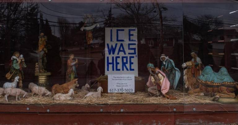 $!Una atípica escena navideña en Massachusetts, EE.UU.