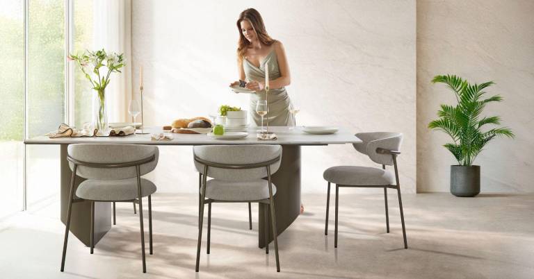 $!El comedor de mesa rectangular clásico permite aprovechar los espacios amplios y su forma geométrica aporta simetria y armonía.