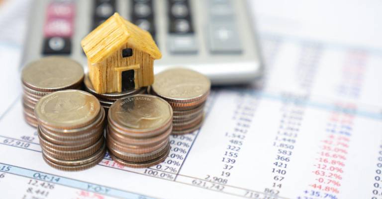 $!Asegurados y jubilados podrán traspasar hipotecas de otros bancos al Biess.