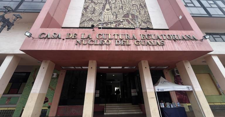 $!Exteriores de la Casa de la Cultura Ecuatoriana Núcleo del Guayas.