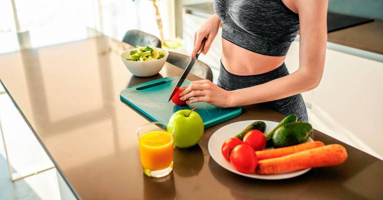 $!Durante el día elegir no saltarse las comidas es esencial, tanto como adicionar alimentos ricos en vitaminas y minerales.