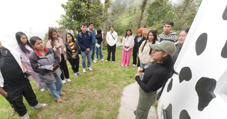 $!Los más jóvenes prefieren quedarse en la comunidad porque ganan casi el doble siendo guías y personal de apoyo, que trabajando en Quito, la ciudad más cercana.