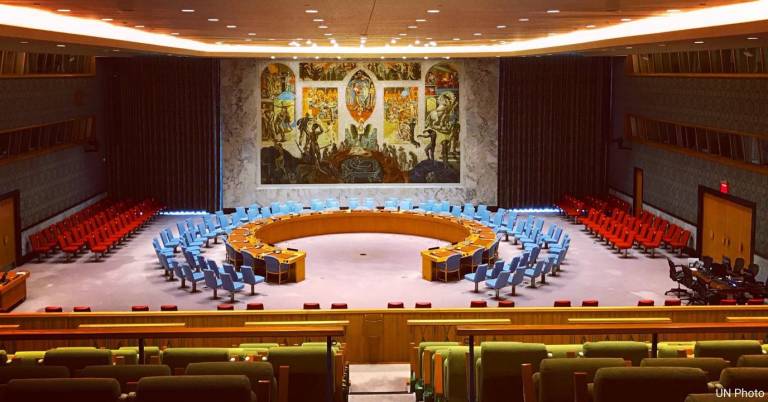 $!Vista general de la sede de las Naciones Unidas en Nueva York dónde se realiza las reuniones del Consejo de Seguridad de la ONU.