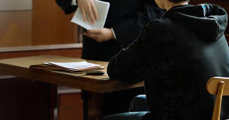 $!Saúl narró que la mujer le tocaba sus partes íntimas.