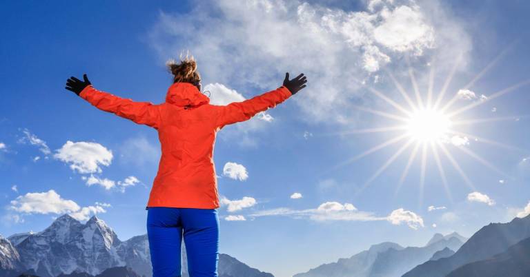 $!El Monte Everest envuelto en escándalo por falsos rescates y envenenamientos.