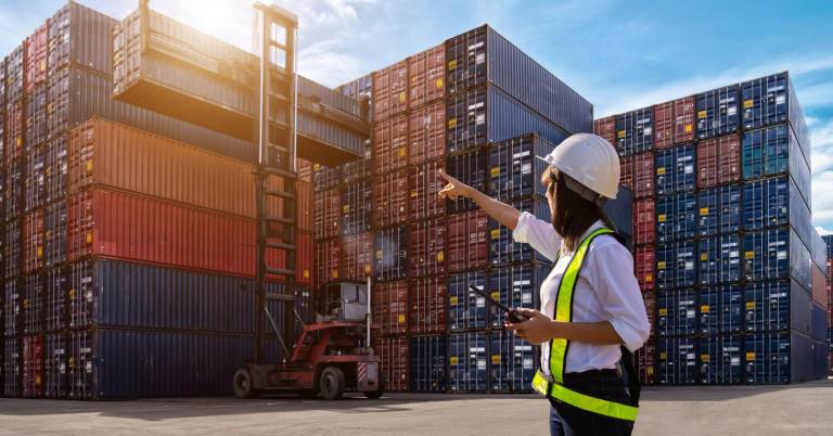 $!Ecuador oficializa la tasa de 30 % a productos colombianos en medio de guerra comercial.