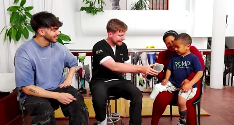$!MrBeast estuvo en Ecuador.