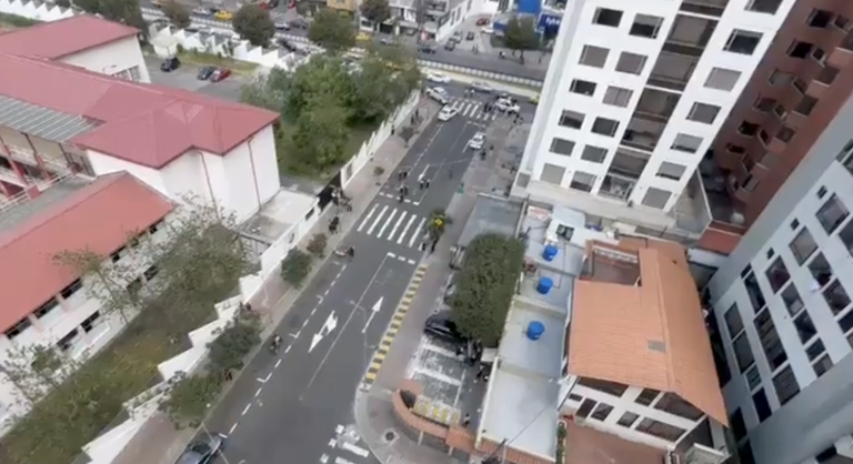 $!Asesinato en plena zona comercial de Quito.