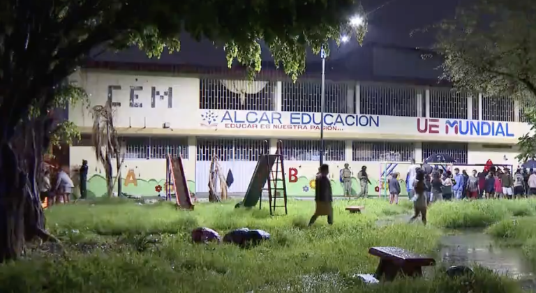 $!Cuatro muertos y dos heridos en Las Orquídeas.