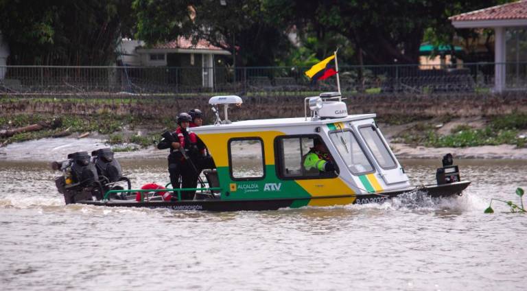 $!Dos botes todoterreno patrullan los ríos Daule y Babahoyo como parte del plan de seguridad del cantón.