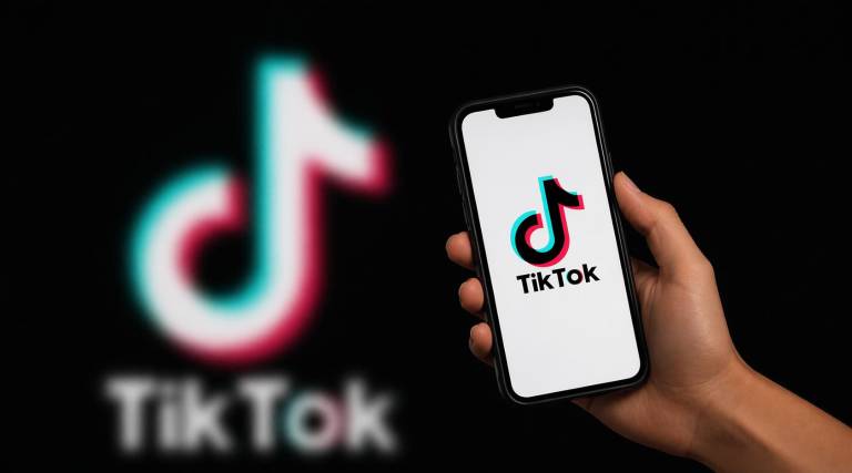 $!Las bandas criminales en Ecuador aprovechan el algoritmo de Tik Tok para llegar a menores de edad y reclutarlos a través de contenidos.