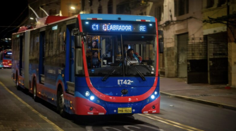 $!Irregularidades en la compra de trolebuses.