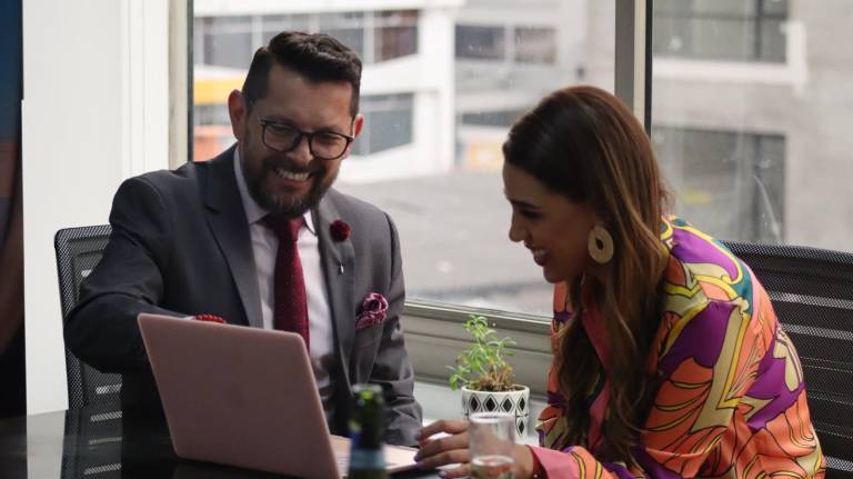 $!Jackson Torres, experto en el área financiera y comercial; junto a Valentina Almeida, reconocida abogada dentro del segmento corporativo.