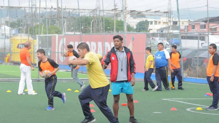 $!En el rugby inclusivo participan deportistas con discapacidad y sin discapacidad.