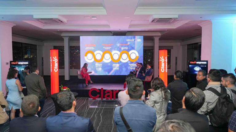$!Conversatorio sobre Transformación Digital durante el lanzamiento de la alianza estratégica entre Claro y Global Hitts.