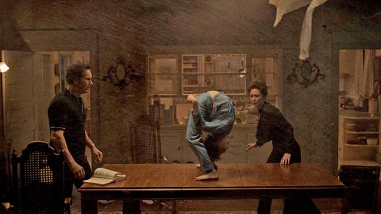 $!Patrick Wilson y Vera Farmiga vivieron fenómenos extraños durante las filmaciones.